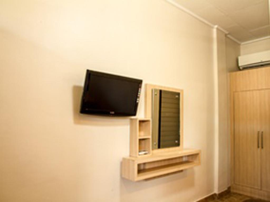 Karana Residence Kuta  Room photo