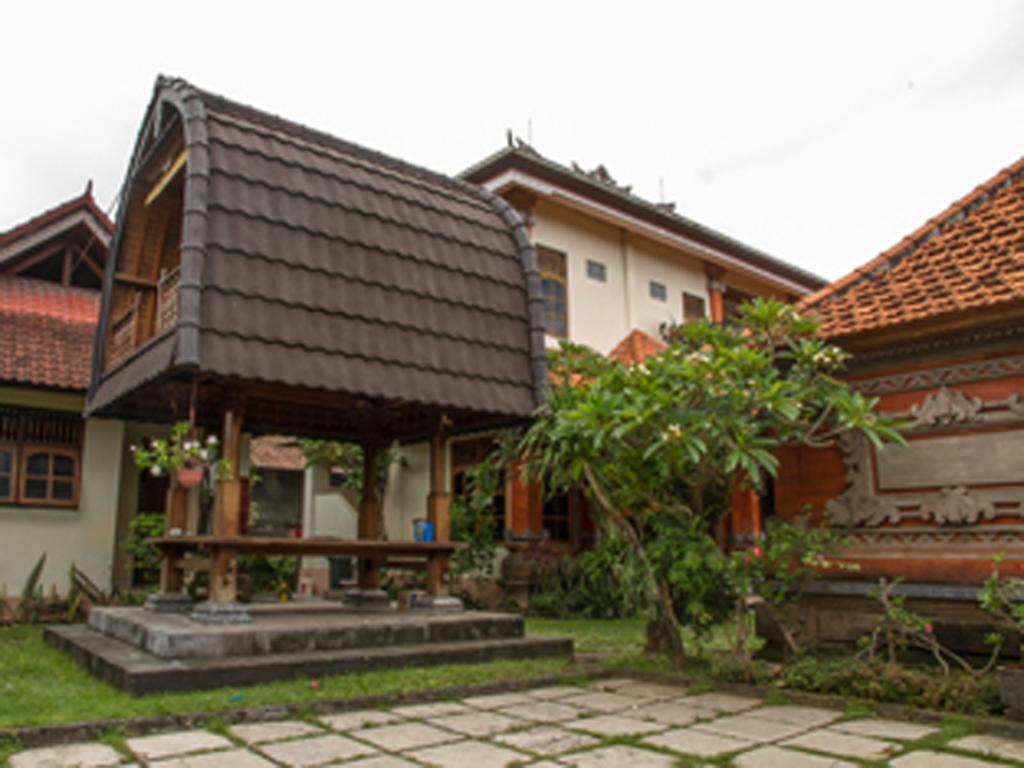 Karana Residence Kuta  Exterior photo